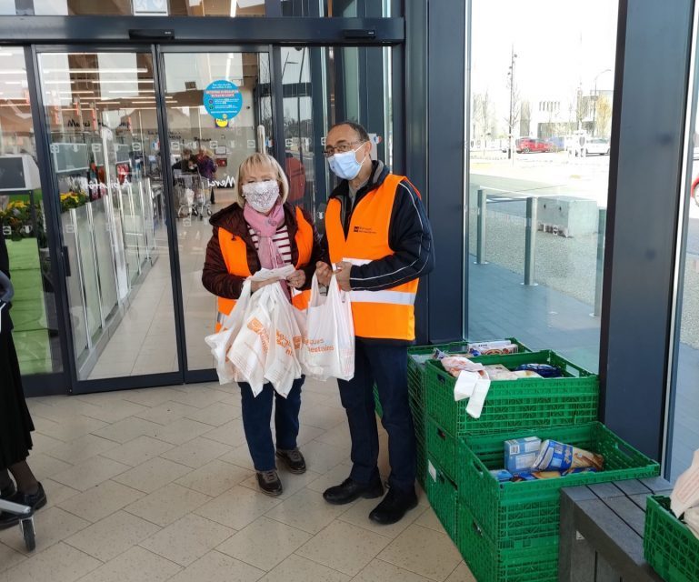 collecte-alimentaire-769x1024